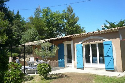 Schönes Ferienhaus mit Garten