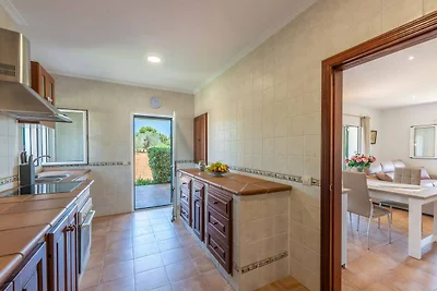 Landhaus mit Pool für 6 Gäste