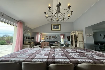 Villa mit Pool in der Nähe der von Le Mans