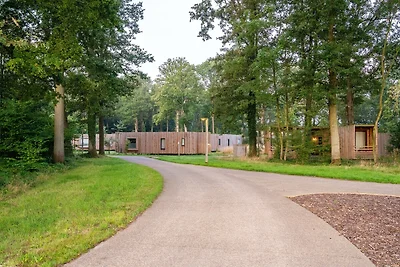 Belvilla, ruhiger Rückzugsort am Waldrand.