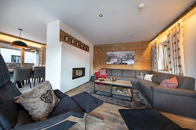 Luxe chalet met drie badkamers, nabij de...