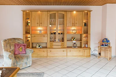 Luminosa villa con terrazza privata a Lirstal