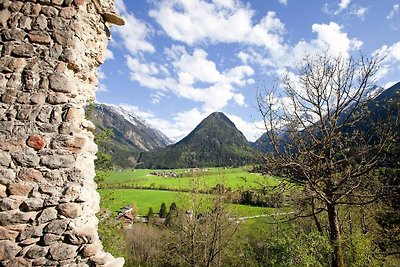 Appartement in Neukirchen met een balkon