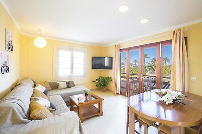 Schöne renovierte Wohnung 100 Meter vom Stran...