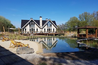 Ferienhaus mit privatem Pool in Noordwijk