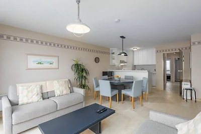 Ruim appartement op de 1e verdieping