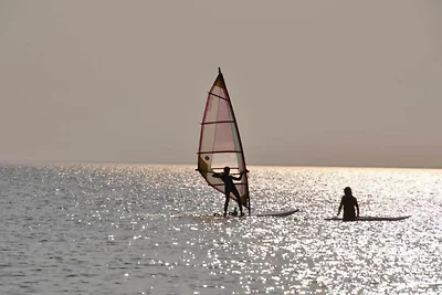 Villa am See in der Nähe von Sneekermeer
