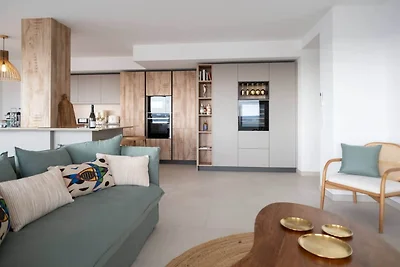 Luxuriöses Apartment mit Meerblick und Spa