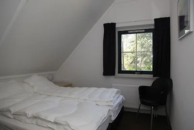 Komfortables Ferienhaus mit Geschirrsp.