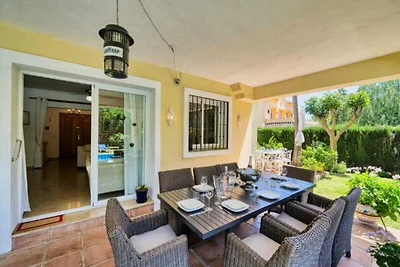 Villa bei Marbella mit beheiztem Pool