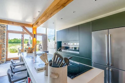 Luxuriöse und nachhaltige Ferienvilla für 6...