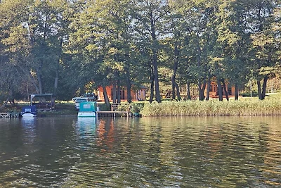 Ferienhäuser mit Privatstrand am See