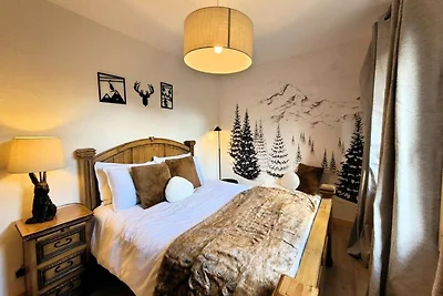 Große ebenerdige Wohnung mit Terrasse