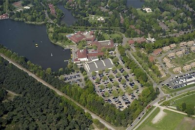 Gerestylede bungalow aan het water met eigen ...