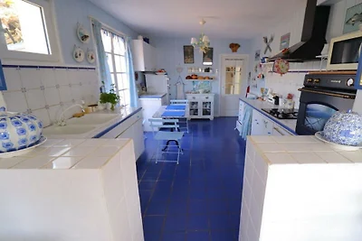 Villa in Cléden-Cap-Sizun mit Terrasse