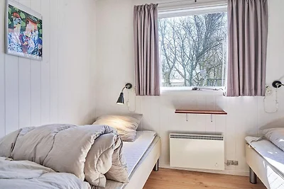 4 osob apartament w Aakirkeby-By Traum