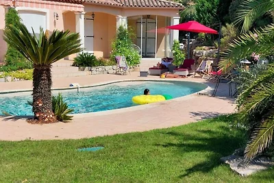 Villa in Saint-Raphaël mit privatem Pool