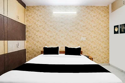 Super Hotel O Radhaswami Nagar