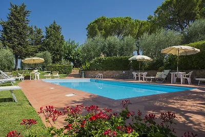 Apartment im Chianti mit Swimmingpool