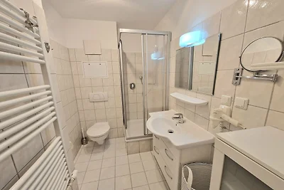 Appartement met balkon op een zonnige locatie...