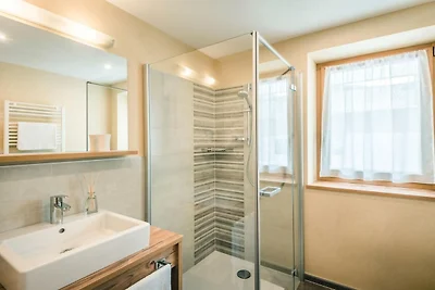 Ferienwohnung mit 2 Schlafzimmer