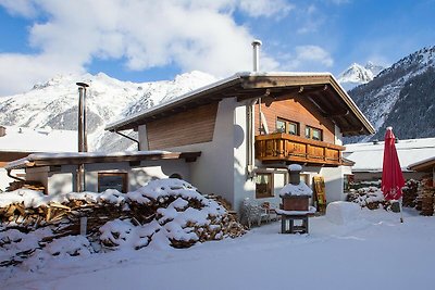 Großes Ferienhaus mit Garten und Balkon im...