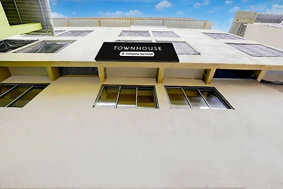 Stazione ferroviaria di Townhouse Vangani