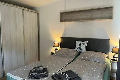 Ferienhaus in Nowe Warpno mit Garten