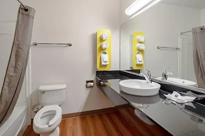 1 letto matrimoniale king size | Vietato...
