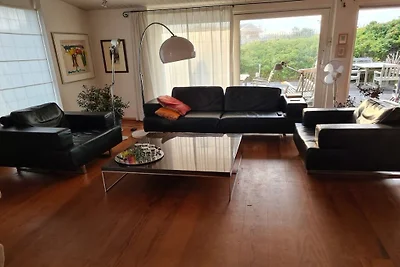 Villa in Bergenaanzee met zwembad