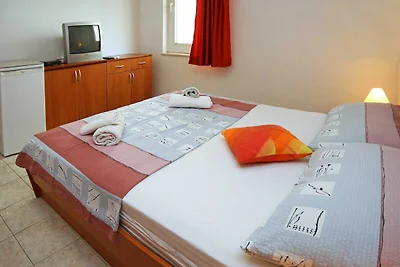 Apartments & Rooms Villa Petra - Double Room ...