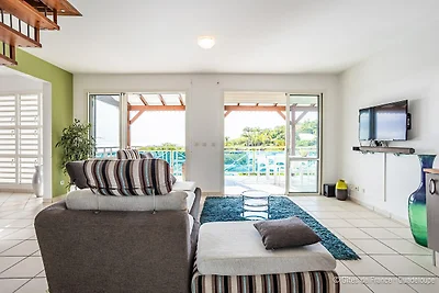 Luxusvilla in Paradise Bay mit Meerblick