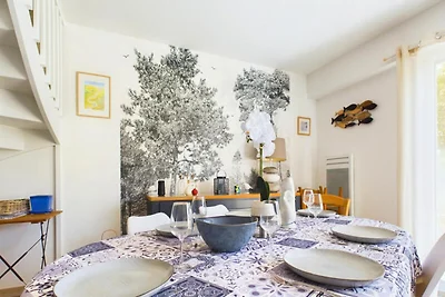 Apartment in Les Sables mit Pool und Strand