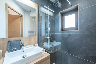 Wohnung in Éclose mit Zugang zur Skipiste