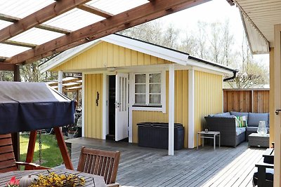 6 Personen Ferienhaus in LAHOLM