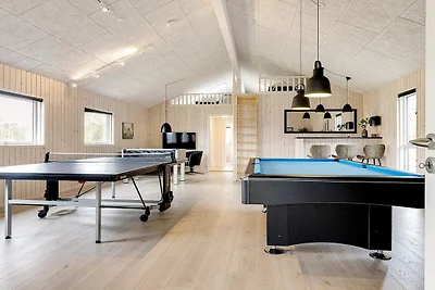 18 osob apartament w Ålbæk
