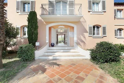 Appartement mit AC in der Nähe der schönen...