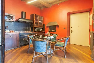 Wohnung in Torino mit Balkon und Parken