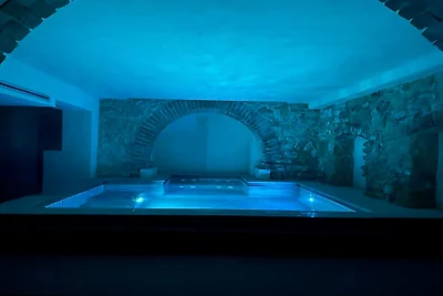 Luxe villa met spa, zwembad en Turks stoombad