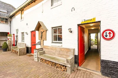 Bella casa vacanze a Voerendaal con terrazza