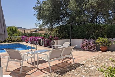 Schönes Ferienhaus mit privatem Pool in...