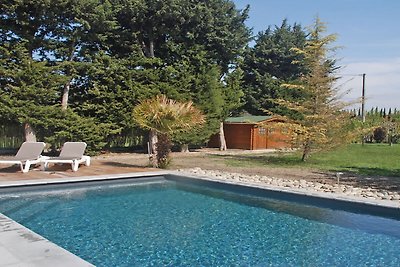 Ruime villa in de Provence met privézwembad