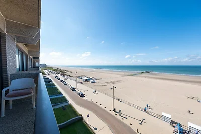 Wohnung mit sonniger Terrasse und Meerblick