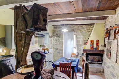Piccolo cottage con idraulico del XVII secolo