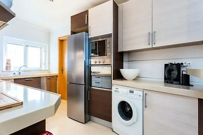 Wohnung in Lagos mit Dachpoolblick