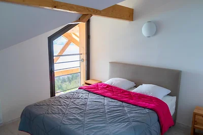 Wohnung am See Serre-Ponçon mit Pool