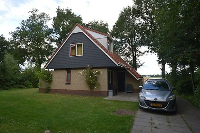 Schönes Ferienhaus mit großem Garten,