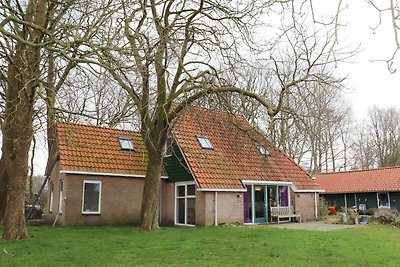 Friesisches Bauernhaus mitten in der Natur