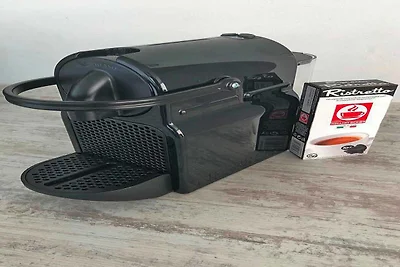 Hausboot Schwimmendes Haus Leni in...