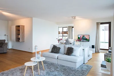 Spacious modern apartment in Scheveningen
